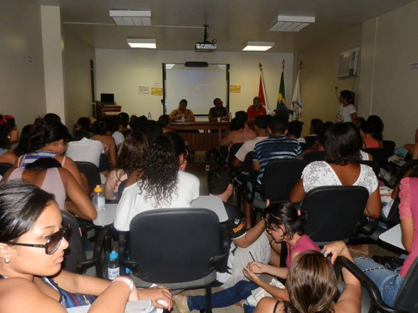 Mesa de Sexualidade e Gênero realizada na UFPA-Belém. Palestrante e integrante da Comissão organizadora do encontro.